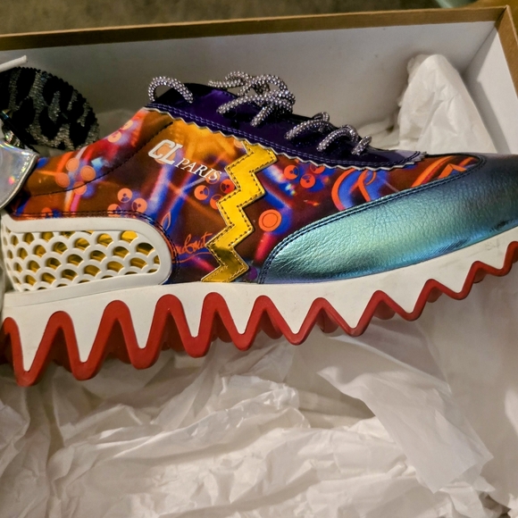 LoubisharkDonnaFlat - Picture 2 of 11